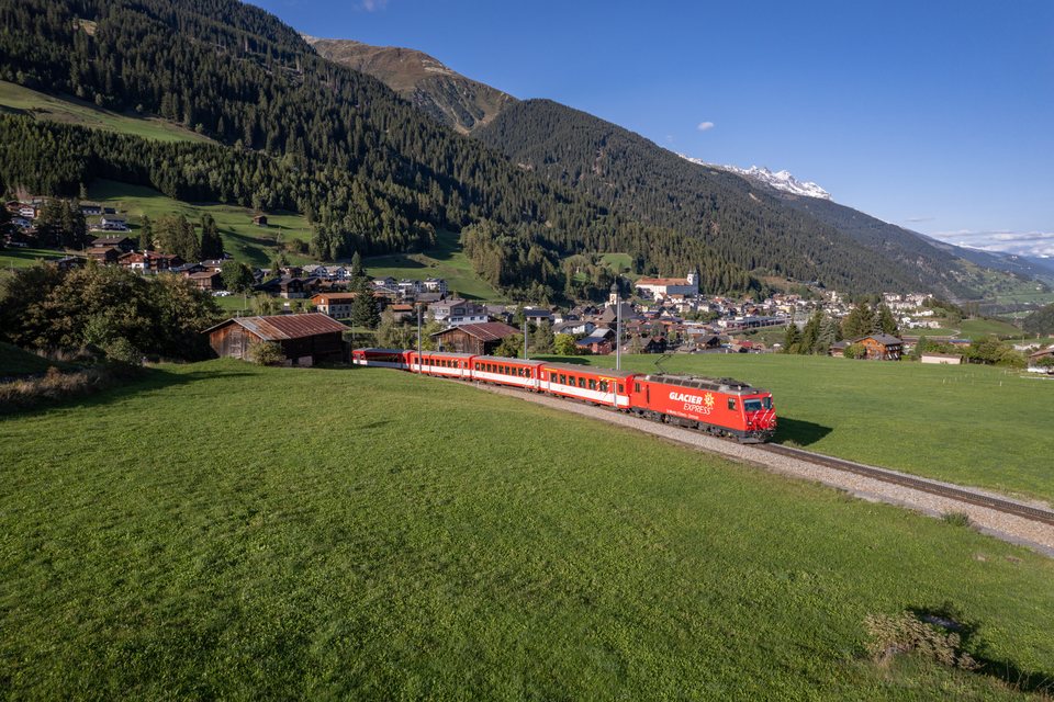 MGB (Matterhorn Gotthard Bahn): MGB HGe 4/4 II 4 (Disentis, GR/CH)