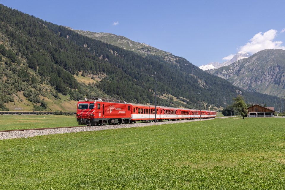 MGB (Matterhorn Gotthard Bahn): MGB HGe 4/4 II 5 (Obergesteln, VS/CH)