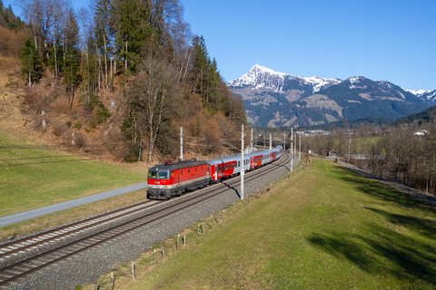 ÖBB 1144 084 at Kirchberg in Tirol, Tirol, Austria