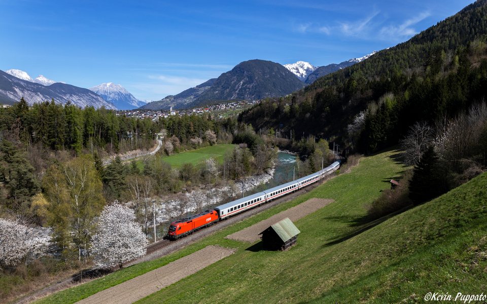 ÖBB Rh 1116 169 + D 19780 Wien - Feldkirch