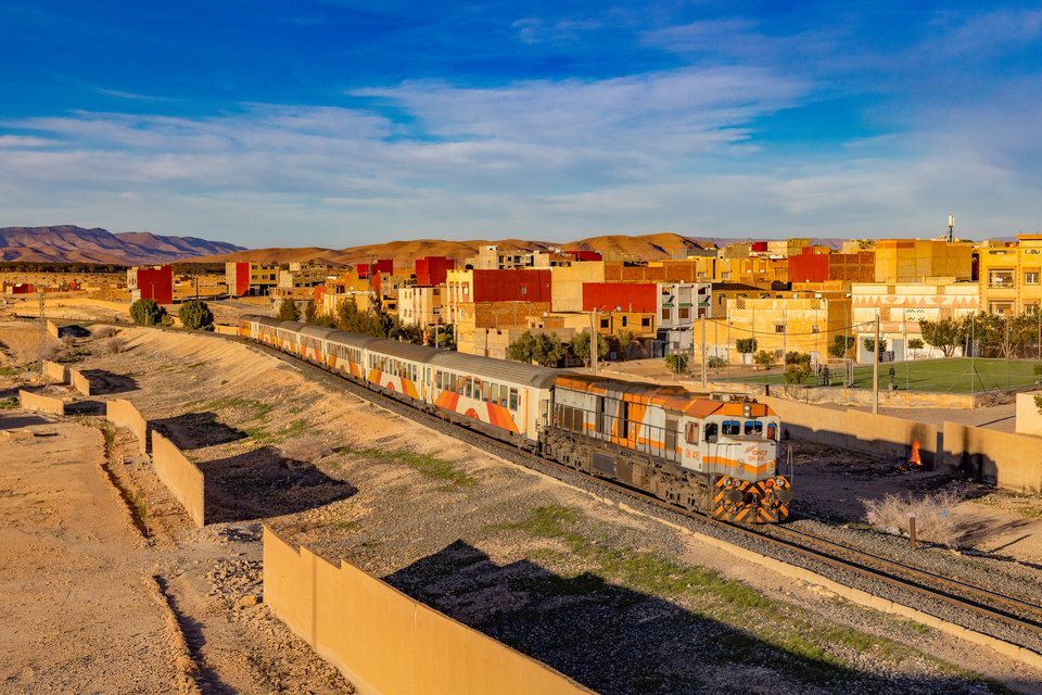 DH 400 416 (ONCF): DH 416 / MA-El Aioun