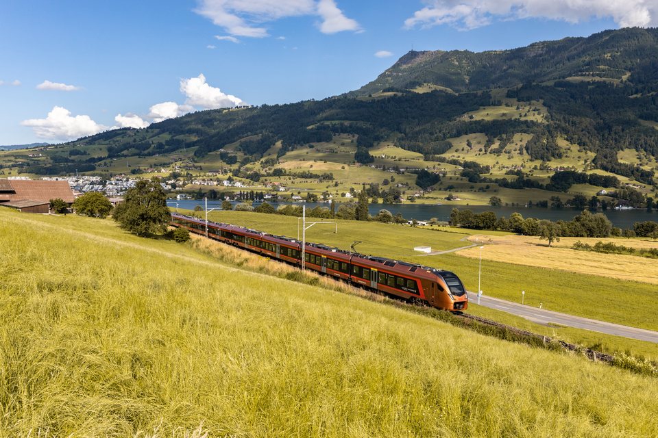 RABe 526 113/213: SOB RABe 526 113 / Merlischachen (LU/CH)