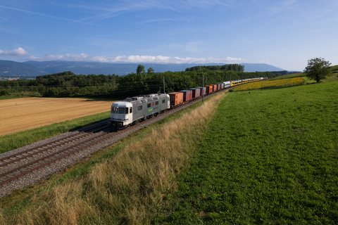 Railadventure Re 620 003 at Épendes, VD, CH