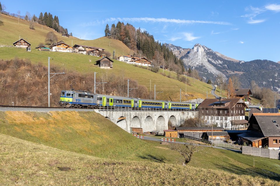 Re 420.5 501: BLS Re 420 501 (Garstatt, Schweiz)