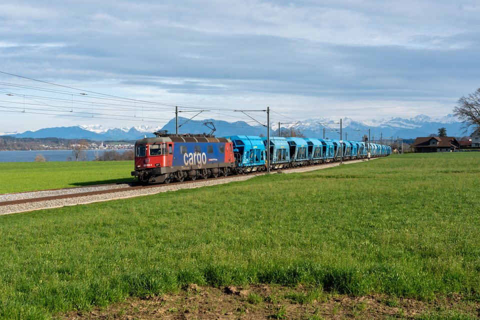 Re 620 (Re 6/6): SBB Re 620 022 at Oberkirch, LU, CH