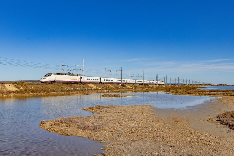 Renfe: S 100 017 / FR-Leucate