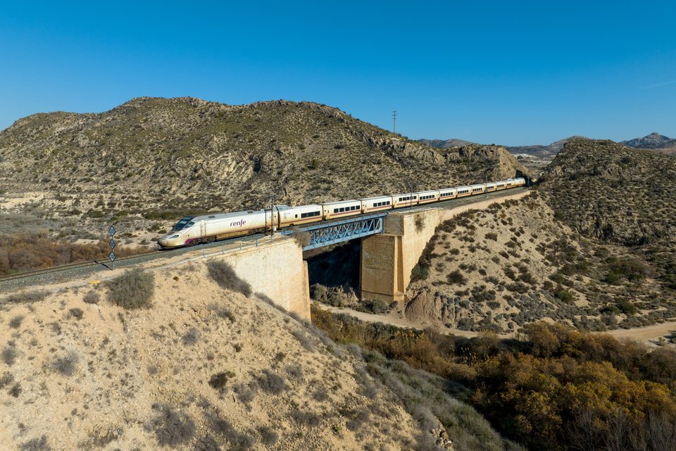 Renfe S130 at Novelda, Valencia, Spain