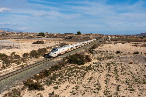 S 130: Renfe S130 at Agost, Valencia, Spain