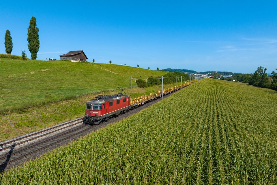 SBB Cargo Re 420 278 "Cham" at Oberrueti, AG, CH