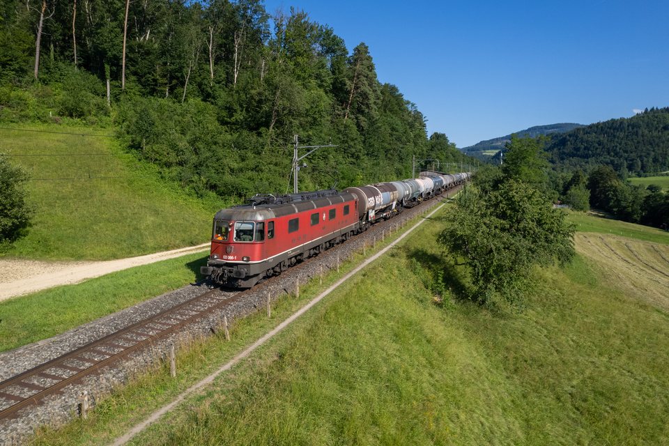 SBB Cargo Re 620 066 at Diepflingen, BL, CH