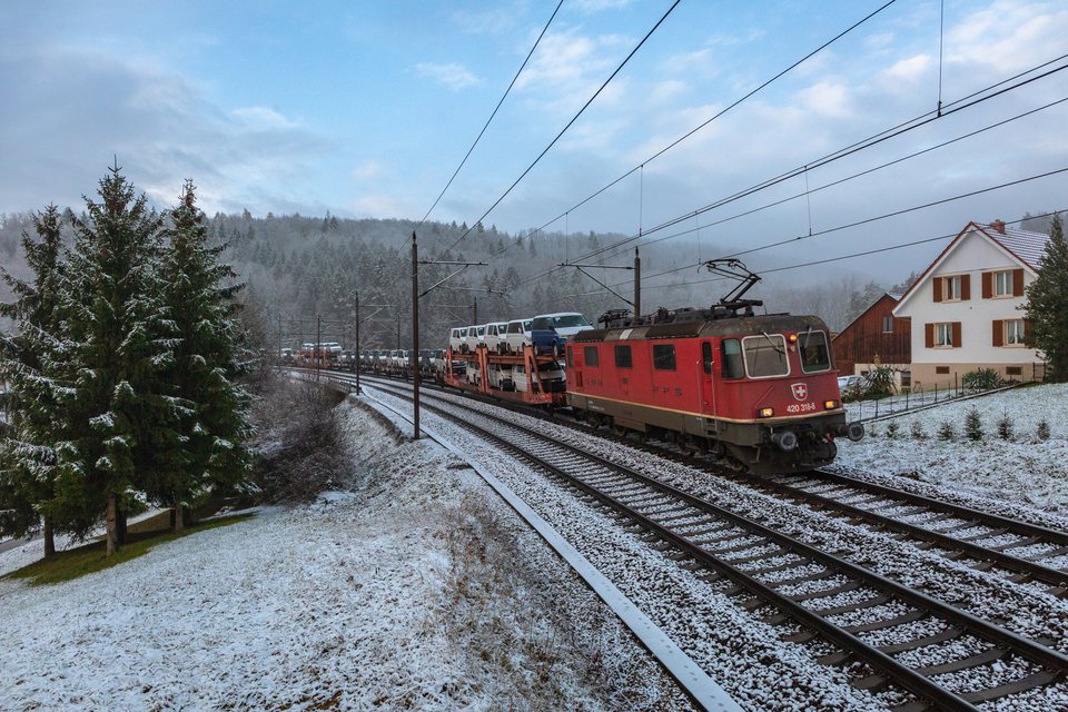 Re 420 (Re 4/4 II) 318-8 (SBB Cargo (SBBC)): Re 420 318-8 / Villnachern (AG/CH)