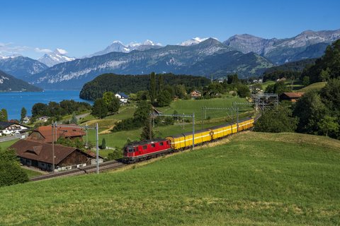 Re 420 (Re 4/4 II) 331-1 (SBB Cargo (SBBC)): SBB Cargo Re 420 331-1 - Einigen, BE (CH)