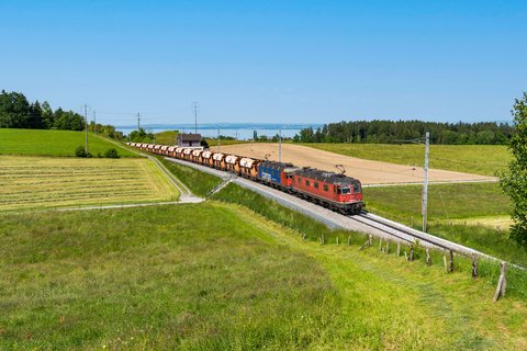 Re 620 (Re 6/6) 018 (SBB Cargo (SBBC)): SBB Cargo Re 620 018 at Wittenbach, SG, CH