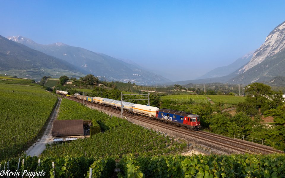 Re 620 (Re 6/6) 027 (SBB Cargo (SBBC)): SBBC Re 620 027 + CEX 50372 BR-LTAB