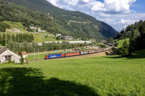 Re 620 (Re 6/6) 071 (SBB Cargo (SBBC)): SBB Cargo Re 620 071 (Varenzo, TI/CH)