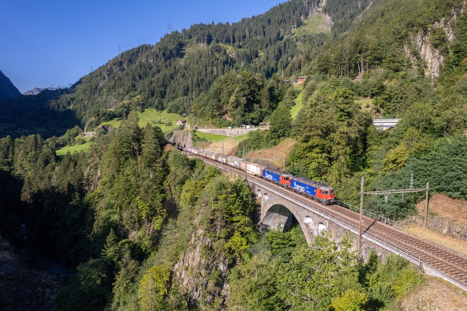 Re 620 (Re 6/6) 089 (SBB Cargo (SBBC)): SBB Re 620 089 (Intschi, UR/CH)
