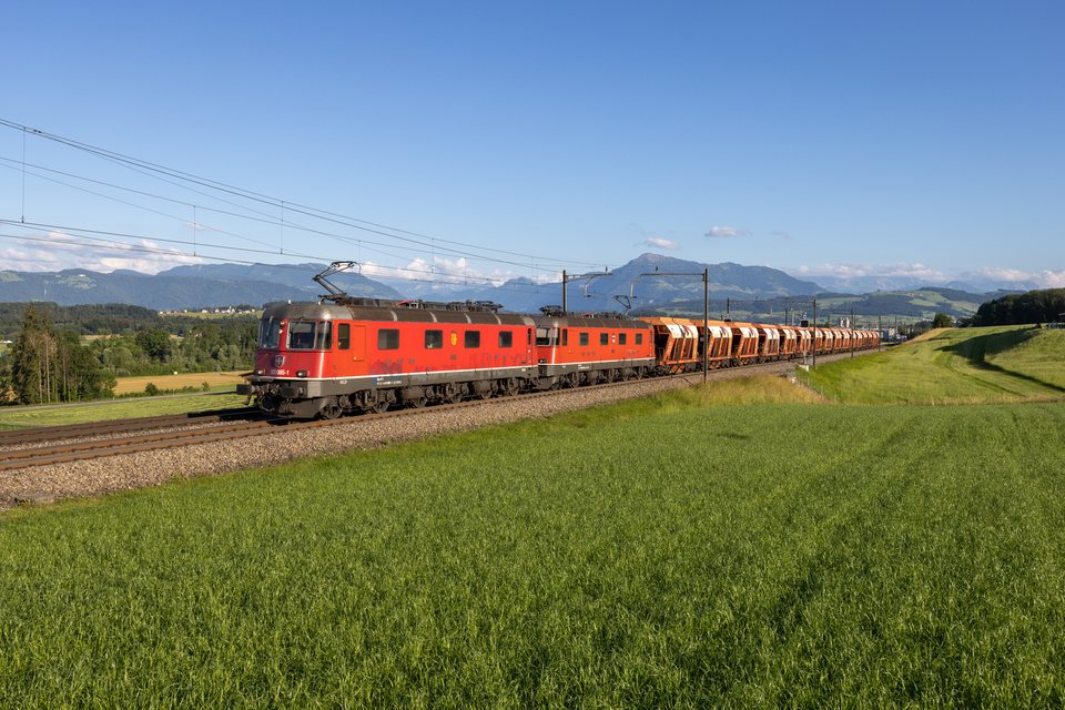 Re 620 (Re 6/6) (SBB Cargo (SBBC)): SBB Cargo Re 12/12 (Sins, AG/CH)
