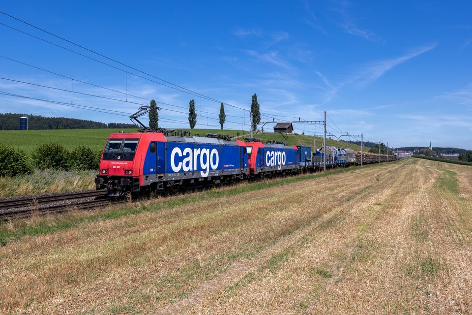 SBB Cargo (SBBC): SBB Cargo Re 484 001 (Sins, AG/CH)