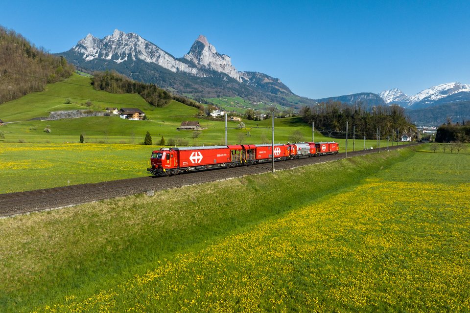 SBB LRZ 14 011 at Steinen, SZ, CH