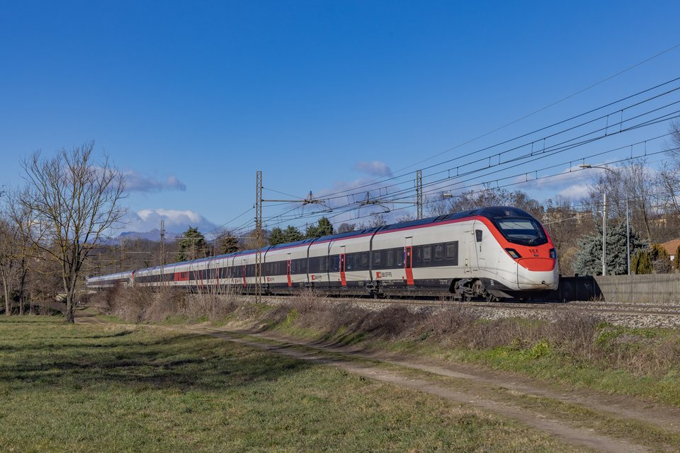 RABe 501 024 (SBB (Personenverkehr)): RABe 501 026 + 024 / IT-Lentate
