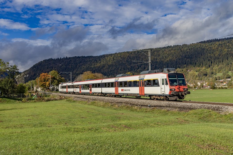 SBB (Personenverkehr): RBDe 560 212 / CH-Motîers