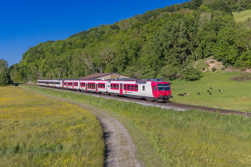 RBDe 560 257 (SBB (Personenverkehr)): RBDe 560 385 + 257 / CH-Cheyres