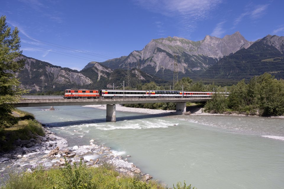 Re 420 (Re 4/4 II) 109 (SBB (Personenverkehr)): SBB Re 420 109 (Bad Ragaz, SG/CH)