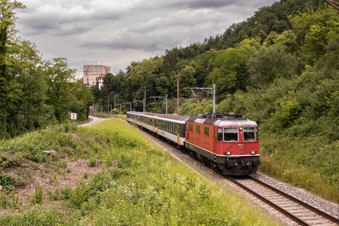Re 420 (Re 4/4 II) 11130 (SBB (Personenverkehr)): SBB Re 4/4 II 11130 (Aesch, BL/CH)