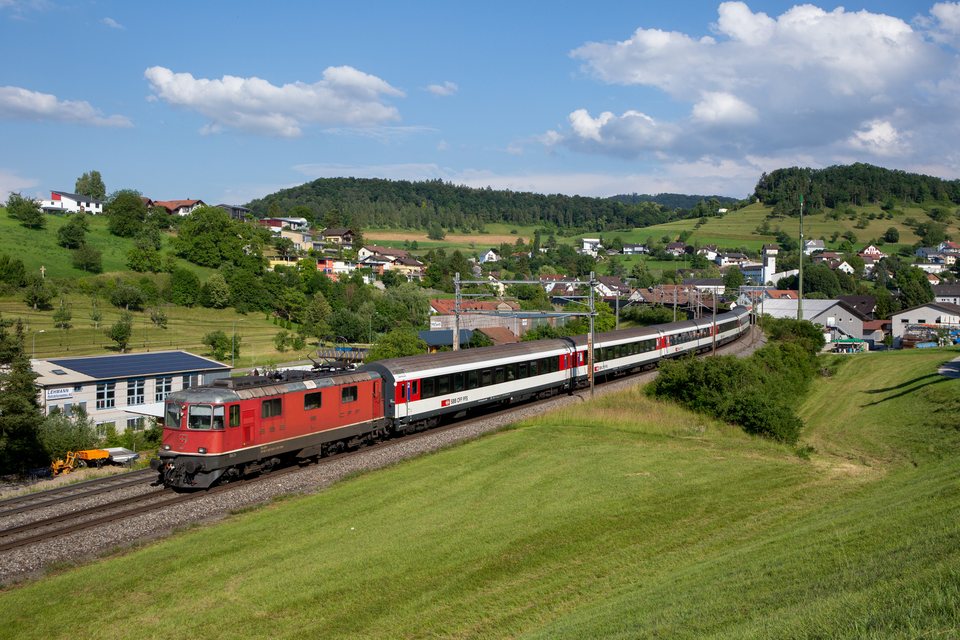 Re 420 (Re 4/4 II) 11153 (SBB (Personenverkehr)): SBB Re 4/4 II 11153 / Zeihen AG