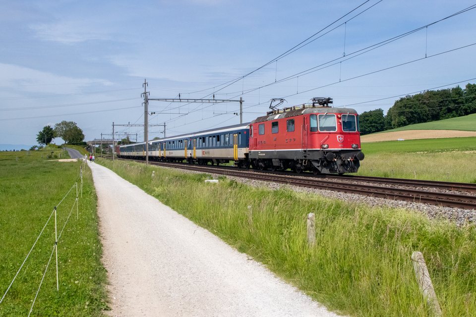 Re 420 (Re 4/4 II) 11191 (SBB (Personenverkehr)): SBB Re 4/4 II 11191 / Düdingen (FR/CH)