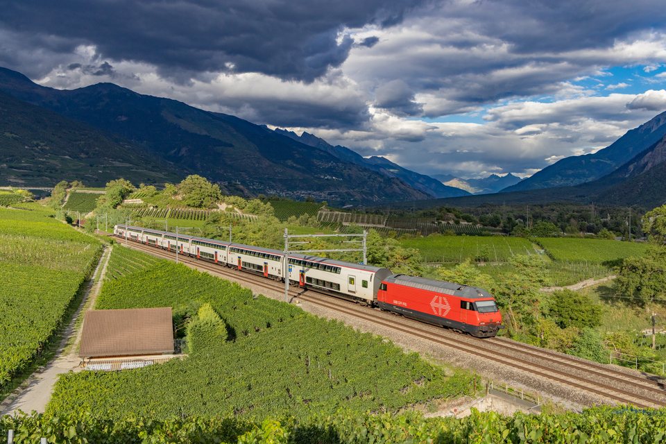 SBB (Personenverkehr): Re 460 030 / CH-Sierre