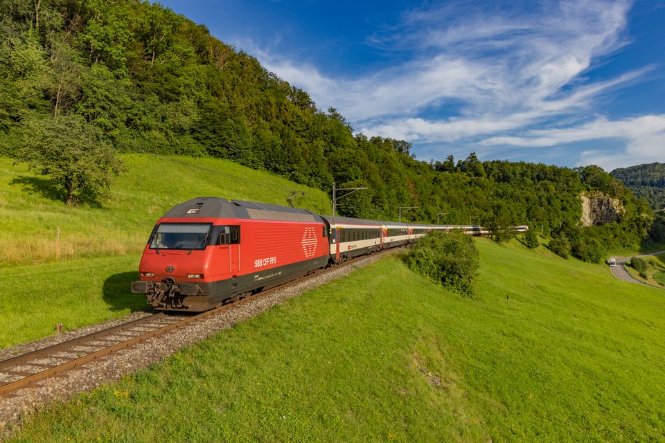 SBB (Personenverkehr): Re 460 071 / CH-Läufelfingen