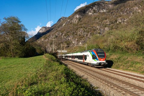 SBB (Personenverkehr): SBB RABe 524 013 (Claro, TI/CH)