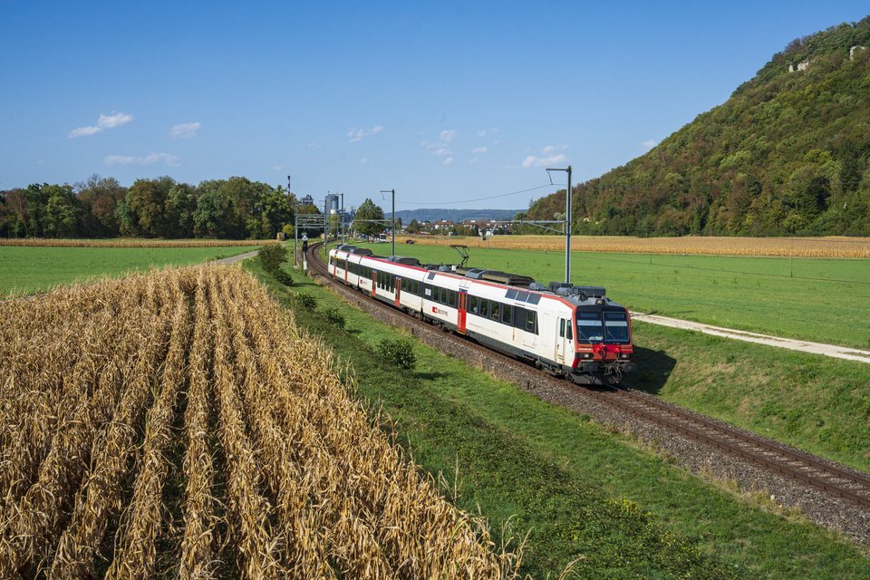SBB (Personenverkehr): SBB RBDe 560 207-3 - Siggenthal, AG (CH)