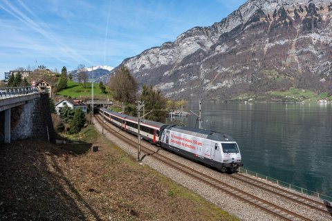 SBB (Personenverkehr): SBB Re 460 061 at Murg, SG, CH