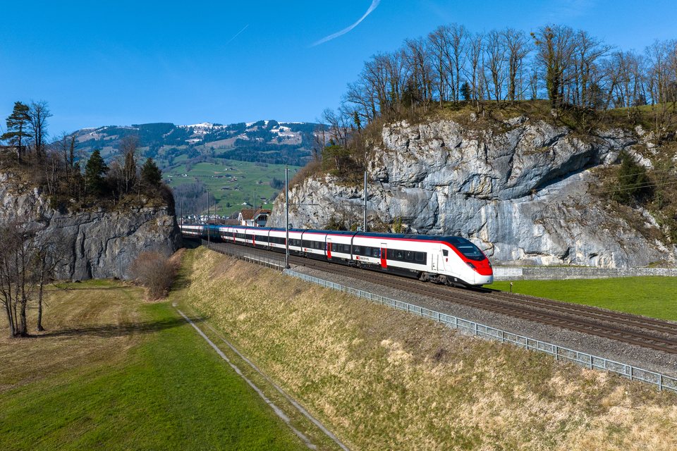 SBB RABe 501 004, Seewen, SZ, CH