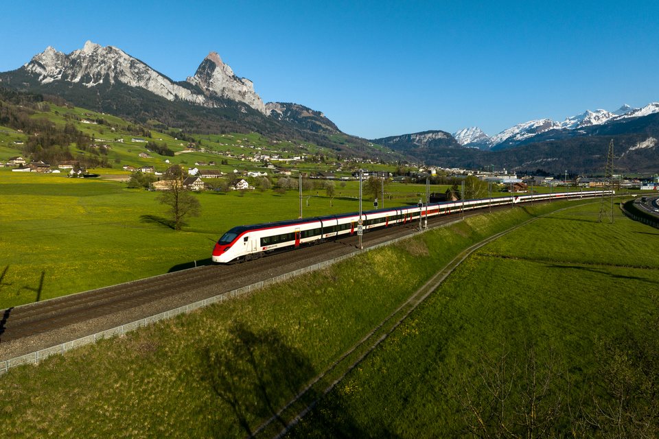 SBB RABe 501 at Seewen, SZ, CH