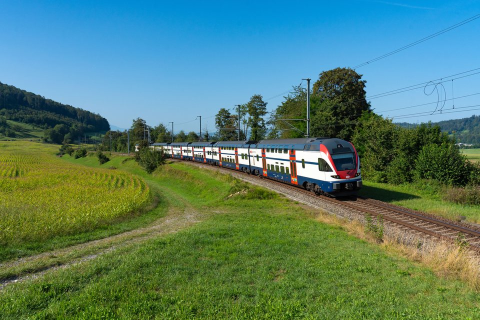 SBB RABe 511 032 at Hedingen, ZH, CH