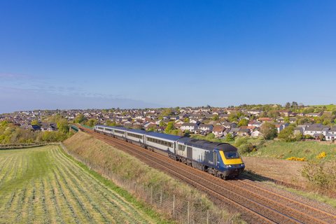 Class 43 142 (Scotrail): Class 43 130 + 142 / UK-Newtonhill