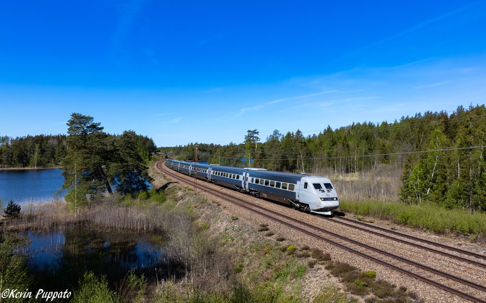 SJ X2000 -- SJ Snabbtåg X2 424 Göteborg C - Stockholm C