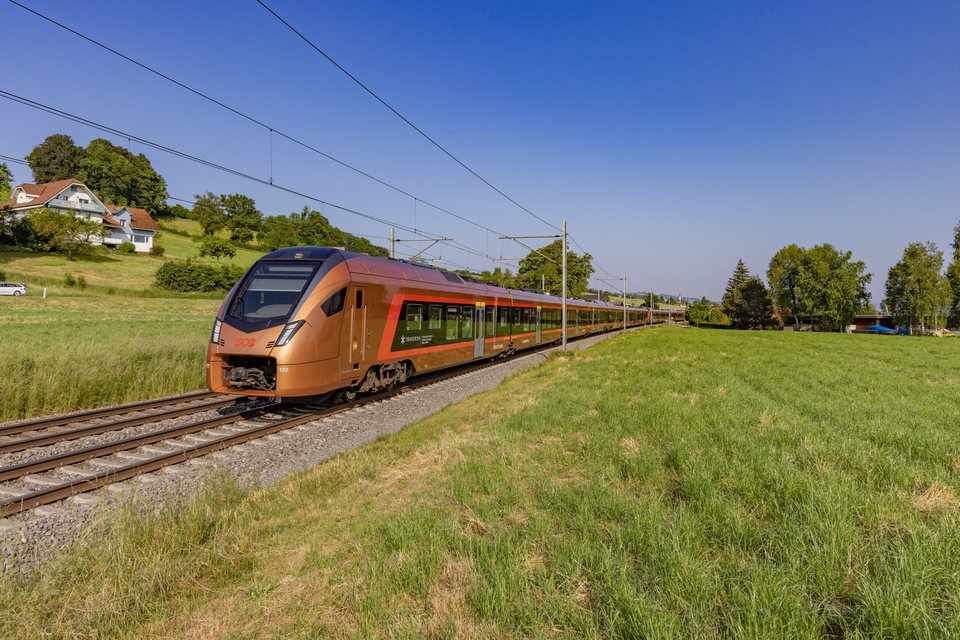 RABe 526 123/223 (SOB): RABe 526 122/222 + 123/223