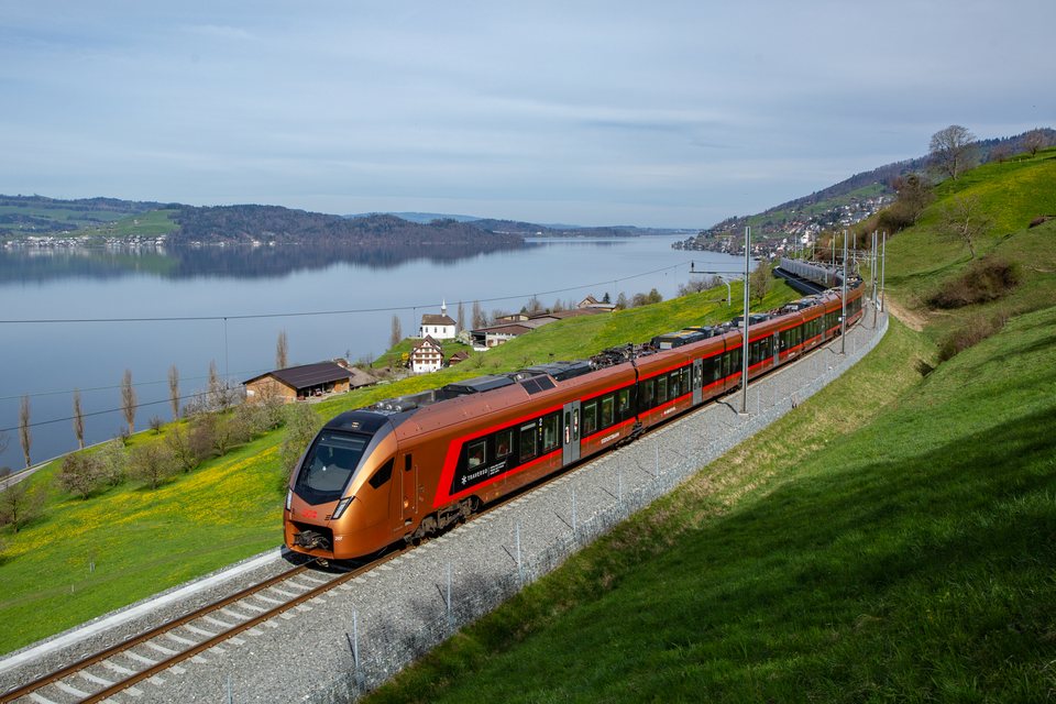 SOB RABe 526 / Arth (SZ/CH)