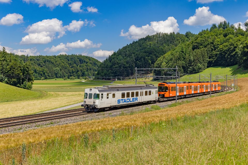 RBDea 567 173 173 (Stadler Rail): RBDea 567 173 + Be 4/10 16 / CH-Burgdorf