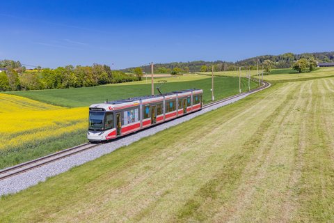 Stern & Hafferl: Tramlink 121 / AT-Gschwandt bei Gmunden
