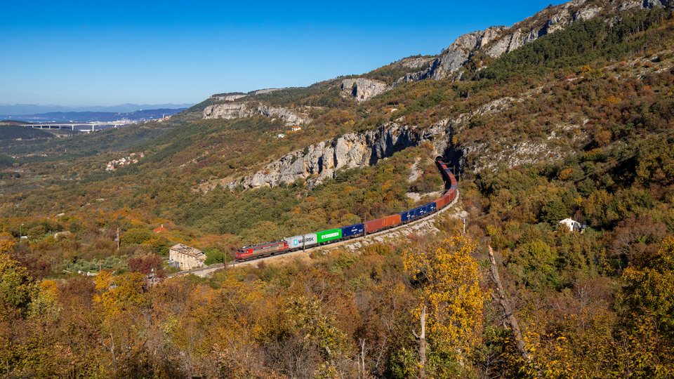 SŽ 363 012 / Črnotiče – Hrastovlje