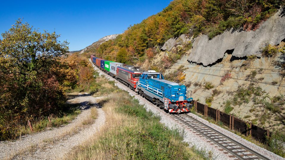 SŽ 646 004 / Črnotiče – Hrastovlje