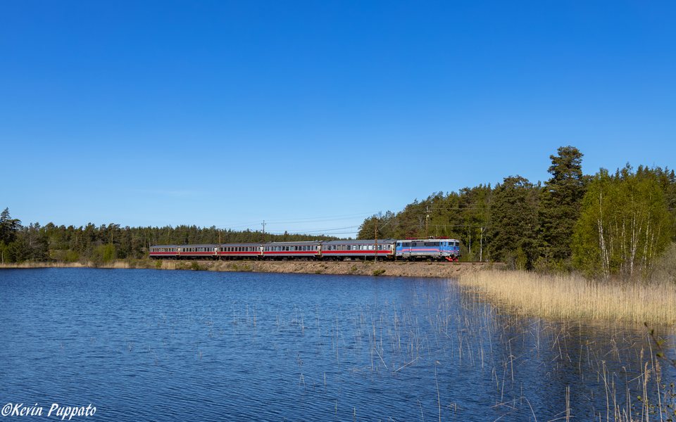 TÅGAB Rc3 1064 + 7060 Karlstad C - Stockholm C