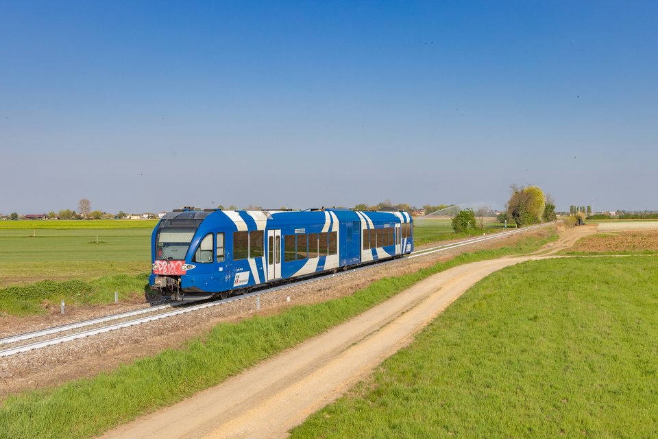 Trenitalia: ATR 110 201 / IT-Isola della Scala