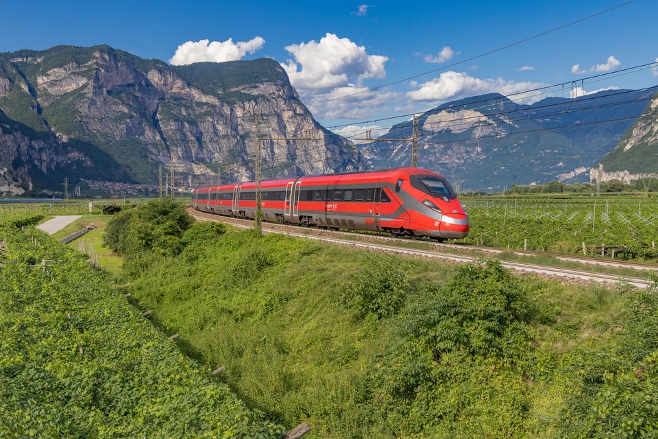 Trenitalia: ETR 400 032 / IT-Mezzocorona