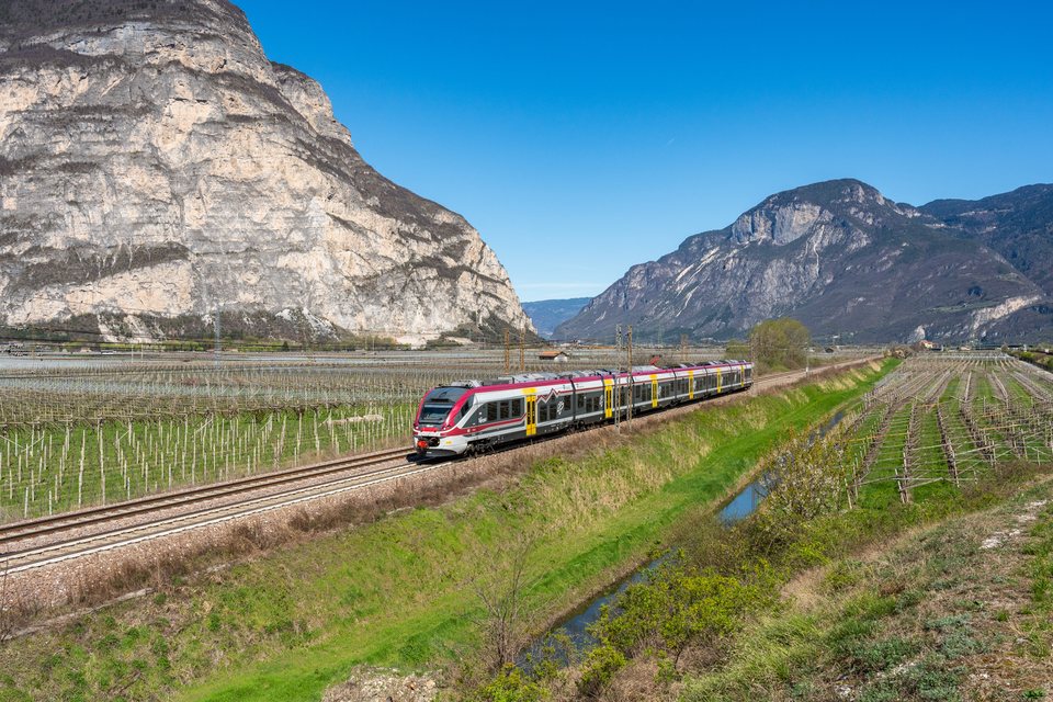 Trenitalia: FS ETR 526 016 at Salorno / Salurn, Autonomous Province of Bolzano – South Tyrol Italy